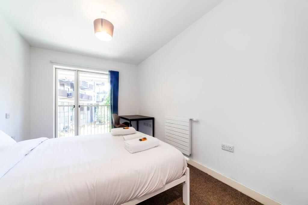 Stunning New 3 Bdr Duplex Wbalcony, East London公寓 外观 照片